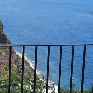 https://zezas-sky.madeira-islandshotels.com